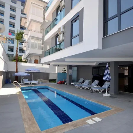 Cleopatra Beach Luxury 7 In Hygienic Condition *