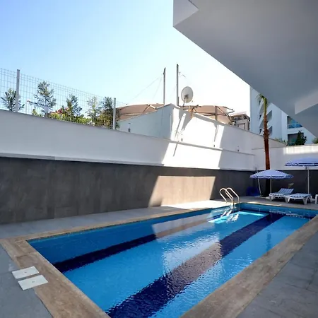 Cleopatra Beach Luxury 7 In Hygienic Condition *